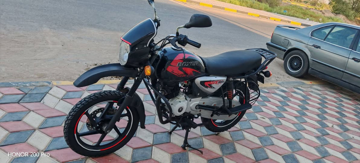 بوكسر موديل 2023 اوراق بسمي كفاله السعر ١٦٠٠ مكان المجر ***********

نص مكتوب في الصور:
- HONOR 200 Pro