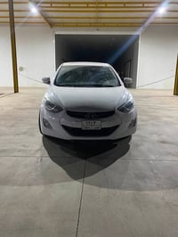 سيار النتر موديل 2012فول موضفت سيار مقصوص 07503771304سعر53