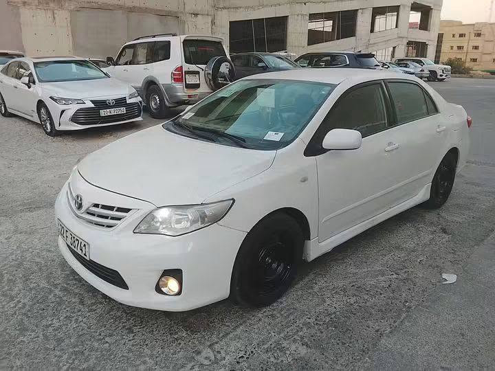 سلام عليكم كورلا موديل 12 خليجي اصل مكينة 1800🇯🇵 كير تبريد حداية جاهزة علا اخر حباية ✅ سيارة ماشية 255 الف شرط الفحص لاتبخير لاتنقيص  داخل صاج فورميكا بلادي كامرة دوارة شاشة تاب اصلية 🇯🇵 منضومة زنون منضومة تبريد منضومة بنزين منضومة غاز  بشرط هزة وارقم وسنوية كلة جديد شر التحويل ✅ السيارة بيها بنيد صبغ بشرط بدون دواخل وبيهة 2قطة بارد كلش صغار جاملغ خلفي والباب وشرط السونار مكان السيارة بغداد المحمودية السعر 112🇱🇷 *********** 📱📞☎️
