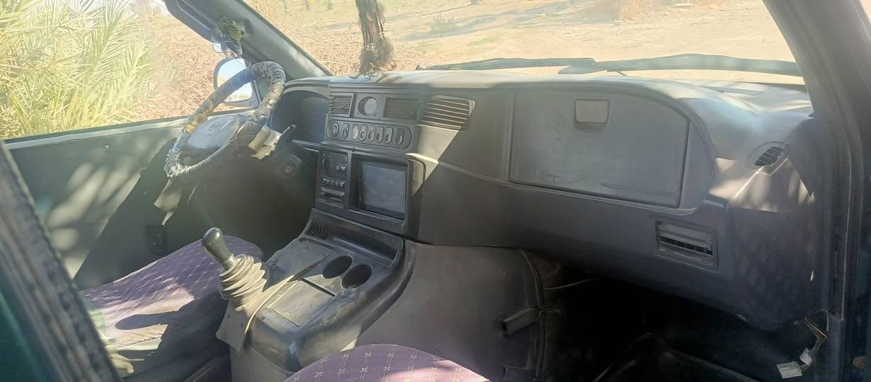 سلام عليكم ستانه اللبيع موديل 96مصفره من كلشي سنويه جديده تخم تايرات جدد حدادي  جديده  رقم نكليزي الا ستفسار اتصال على الرقم ***********
