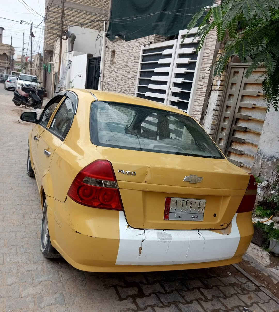 افيو موديل 9 وارد خليجي مفتوح
 كير مكينه كهربائيات مكفول تبريد شغال عوزه غاز  سياره حلوه وجاهزه مال شغل 
سنويه لل٢٨ مصفره هيئه وغرامات 
سعر ٤٢ وبيهه مجال 
مكاني كوفه
***********
