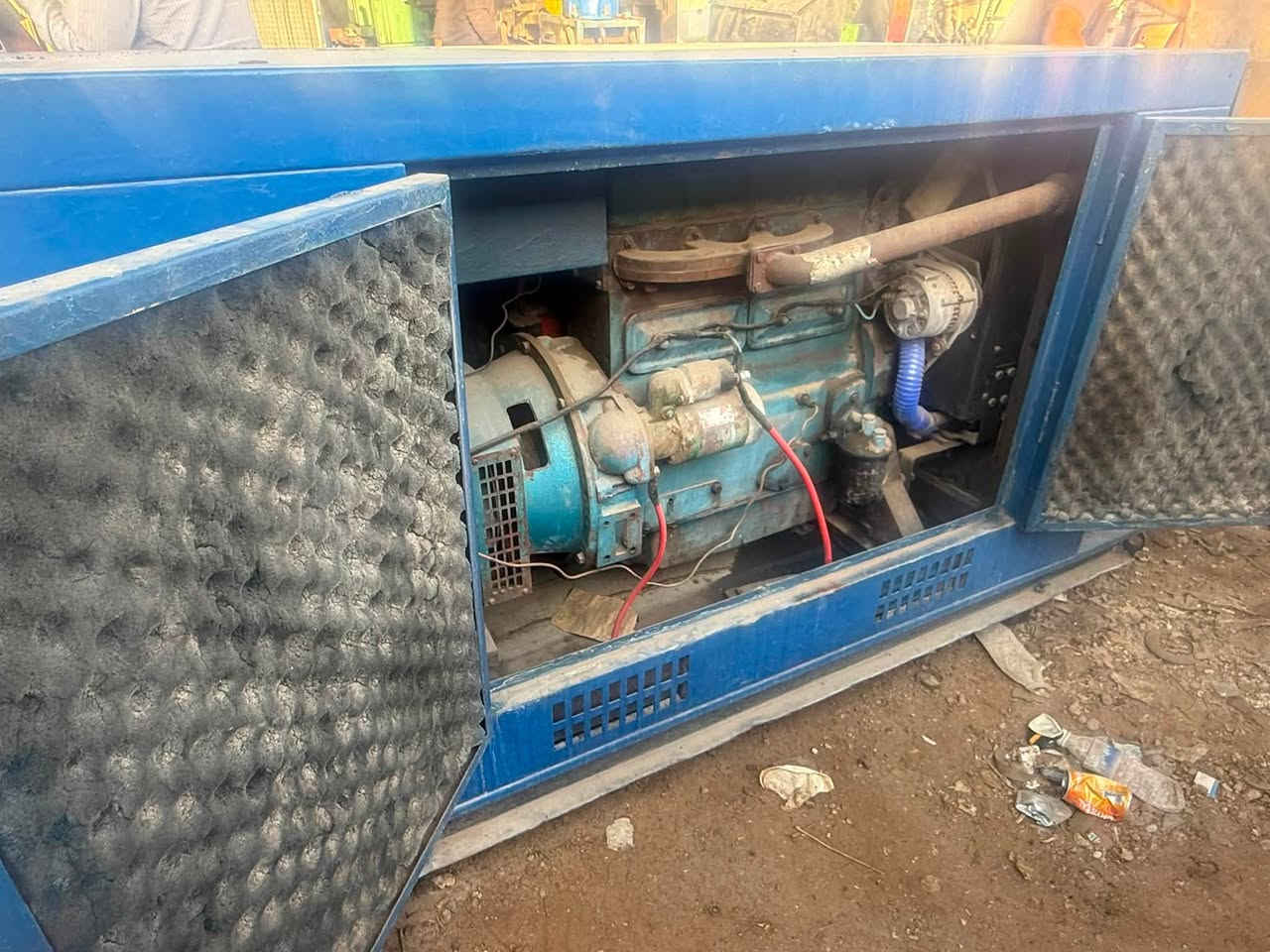 مولدات عدد ثنين
الاولى بيركنز صيني 30 kva كاتم 
الثانيه سوبر محسن 50 kva 
متاح ***********
