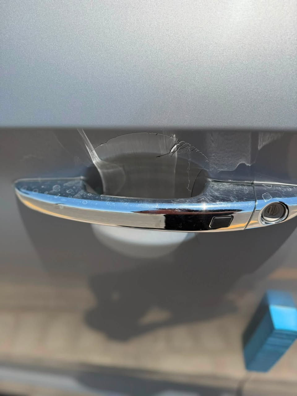 السلام عليكم هيونداي سوناتا 2023  رقم بصره
وقود سياره غاز LPG فحص سونار موجود مواصفات بصمه شاشه كامره كشنات تبريد تدفئه كشنات جلد مقعد سائق كهربائي :معلومه انه مكلف بل نشر رقم موبايل *********** سعر 175 وبيه مجال مكان سياره بصره

