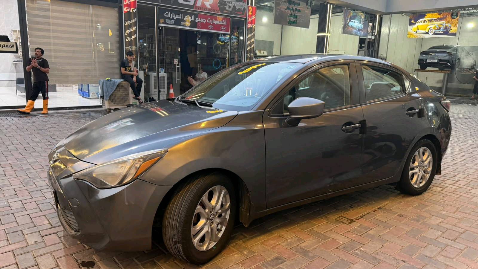 🚨🔥  موديل 2017 Toyota Yaris  🔥🚨

✨ ماشية 239.603 كم

🔥 سيارة نظيفة وجاهزة

السعر المطلوب 96 ورقة 
━━━━━━━━━━━━━━━ 💎 المواصفات والحالة:

⚙️ كير + محرك + تبريد + 🔧 الكير والمحرك بروحهم وما بيهم تبدل ⚙️ 🚗 دبل سويج 📒 كامرة خلفية  💪 سيارة  ما شاء الله ما تصرف بانزين 🔧 ما بيها خياس  ⚡ فيت بم  جديد   🔋 البطارية جديدة 🛞 ✋ تايرات نضيفة  جديدة 🔩 حساسات كله شغاله   📋

━━━━━━━━━━━━━━━ 🔥 
سيارة وارد  🇱🇷 

📍 المكان : بغداد _ مجمع بسماية 

📞 للاتصال –  رسائل :  *********** 

📱 واتساب متوفر