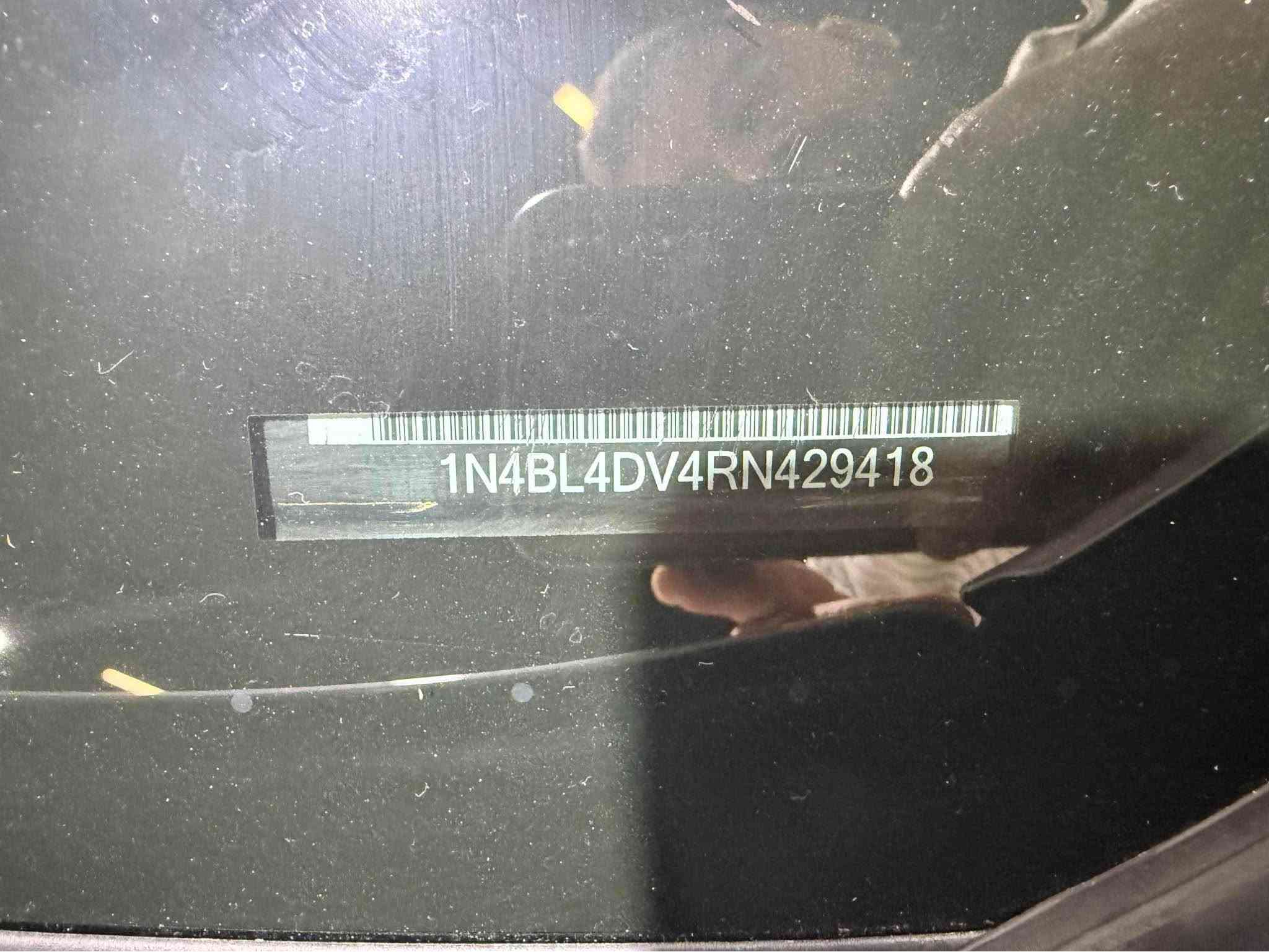 نيسان التيما SV
موديل 2024
لون سلفر
ماشية 46 الف ميل 
بيها جاملغ السايق فقط تعديل بدون دواخل 
سيارة مكفولة من الصبغ حتى الدعاميات بلادية وصور الحادث موجود بالمنشور
بدون رقم كاتي تترقم اربيل سليمانية دهوك
مكانها كركوك
للاستفسار خاص موجود او الاتصال على
***********
*********** كركوك, العراق
