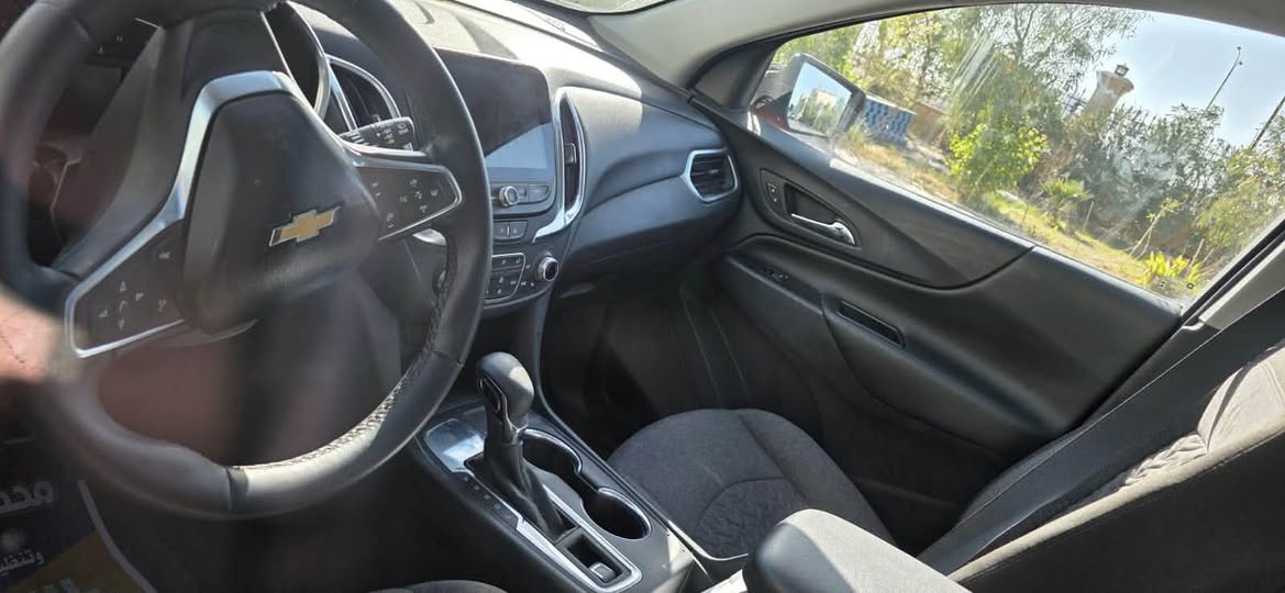السيارة: Chevrolet Equinox
* الموديل: 2024
* الفئة: FWD LT
* المحرك: 1.5 لتر تيربو، 4 سلندر
* الوقود: بنزين
* الدفع: أمامي
* اللون: أحمر
* الممشى المسجل: 17,149 ميل (حوالي 37,600 كم)
* ⁠كاميرات 360
* ⁠سقف بانوراما 
* حادث تبديل دعاميه⁠ اماميه 
* ⁠رقم اربيل تريد تحويل تريد وكالة
***********
⁠ التواصل  واتساب
السعر 165 ورقه
