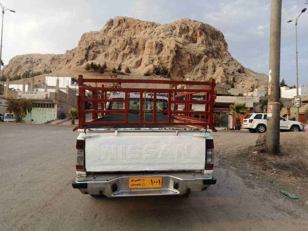 نیسان تاك  ٢٠٠٢ ئارمی سلیمانی
پیشو دوای کەپس بە شەرتی کامل بۆیاخ ئەی فرۆدشم
 نرخ ٦٥ گەلا مجال
***********
*********** السليمانية, العراق
