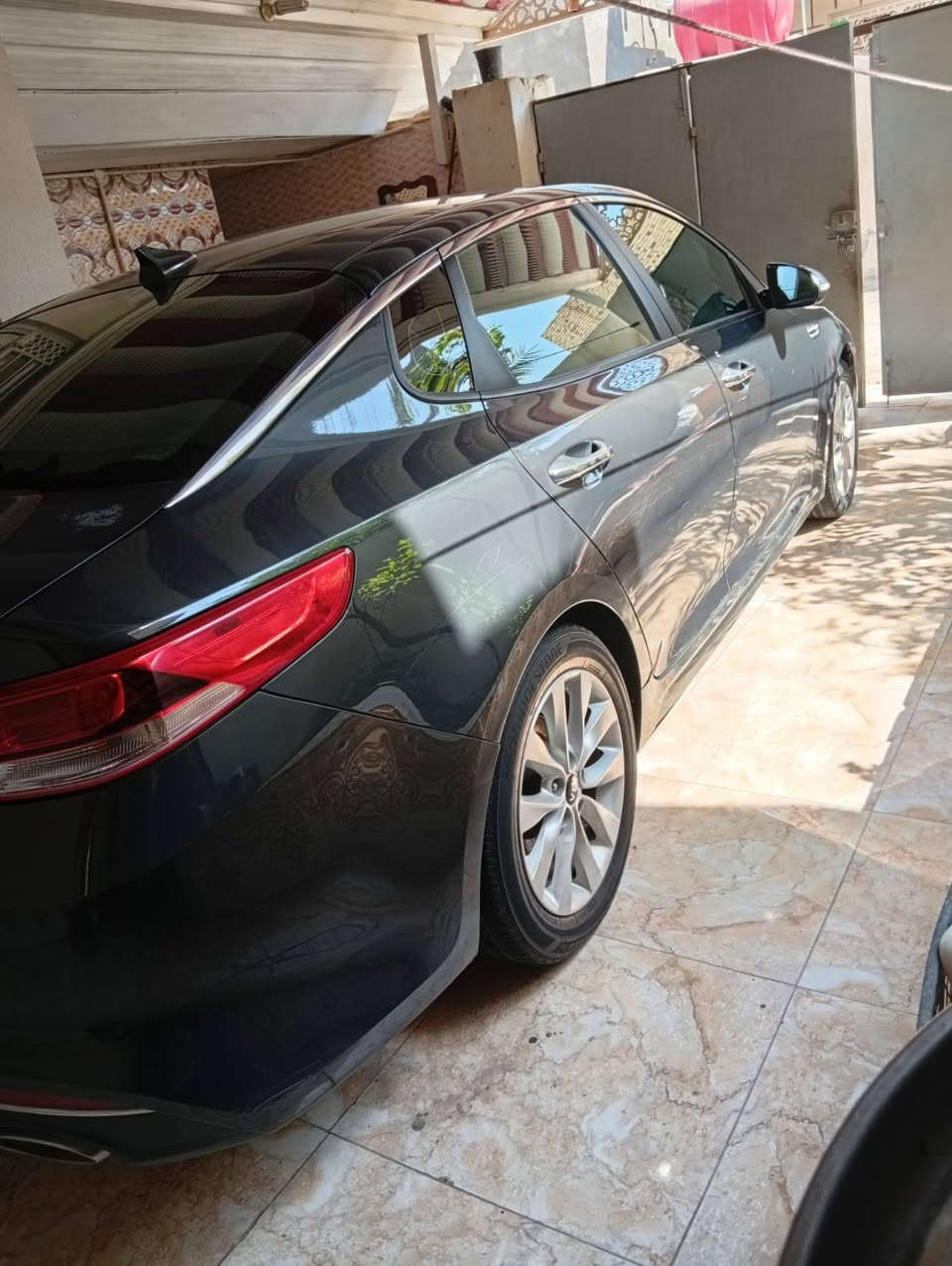سلام عليكم كيه اوبتيما موديل 2016 وارد امريكي كلين  بدون حادث داخله من امريكا سقطوط امطار رقم ذي قار حره تحويل مباشر مكينه 2400 معلايه مادك دوانز مكينه وكير كفاله حداديه جديده تخم تاير جديد تبريد ثلج سعر 119 وبيه مجال مكان البصره لاستفسار ***********
