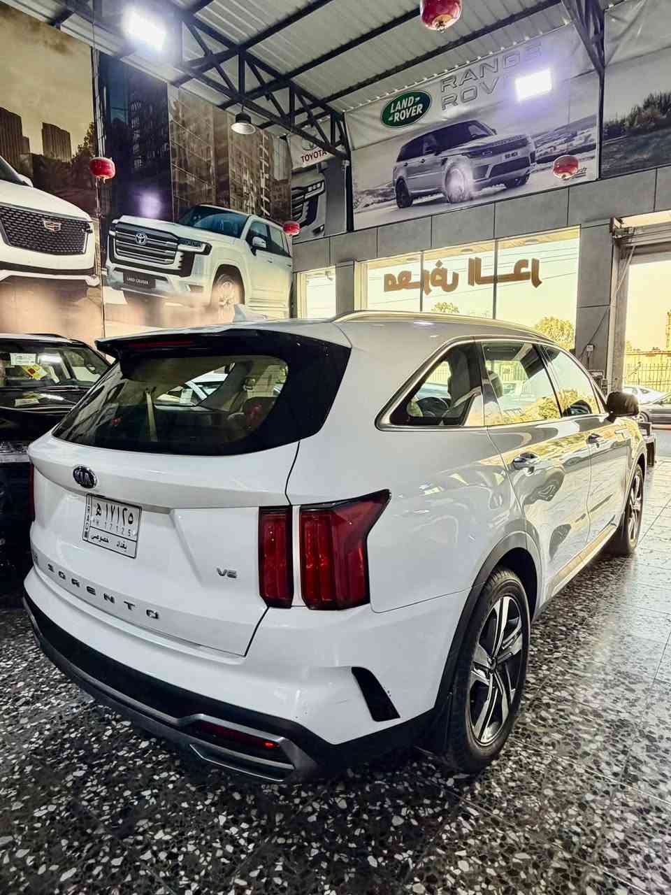 السلام عليكم
سورنتو  2021 

موصفات 

كراسي كهرباء 

جنطة كهرباء 

العنوان بغداد زيونة مقابل ملعب الشعب 

السعر 227 ورقة وبيهاء مجال 

الاتصال ***********

نص مكتوب في الصور:
- *********** ***********