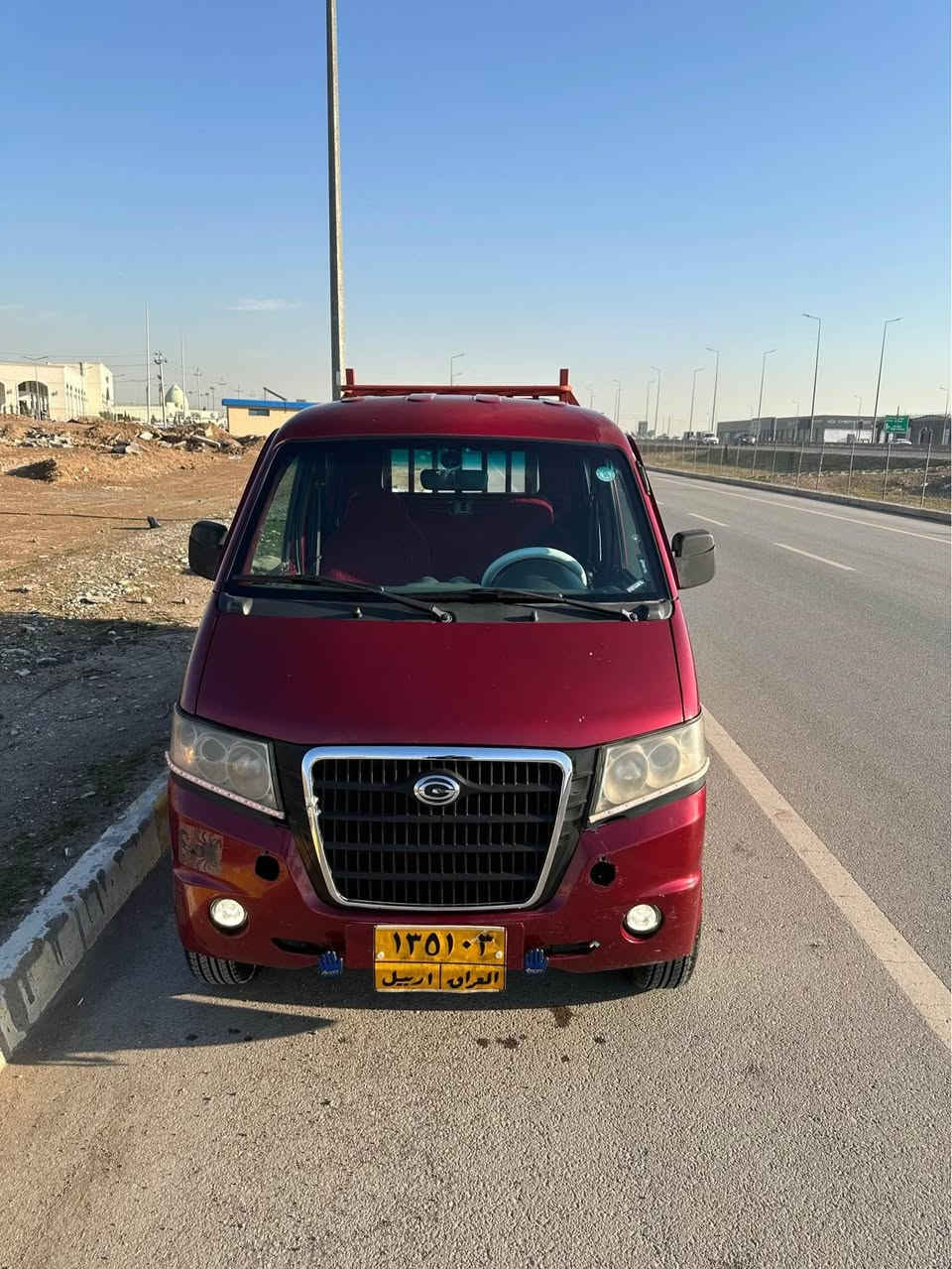گۆناو دەبڵ مۆدێل ٢٠١٢ بێ لێدران و بێ سبوغ سەیارەیەکی بێ کێشە رەقەم هە ولێر سەنەوی لە ٢٠١٧ بە سەر چوە گێر مەکینە تەبرید ساردوگەرم و ئەکسل و براوە و وەرگەران و بە ناوکردن بە شەرت  تایەکانیشی نوێیە ناونیشان هەولێر
سعری ٤٩ وەرەقە و مە جالەکی کەم 
***********
*********** أربيل, العراق
