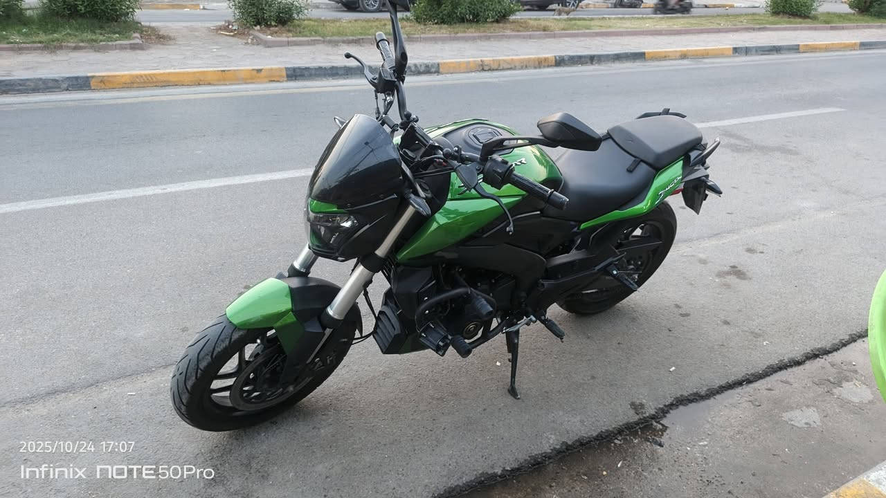 🏍️ للبيع: باجاج دومينار D400 UG
دراجة بحالة ممتازة، استخدام شخصي ومحافظ عليها، جاهزة للاستخدام مباشرة.
✅ السرعة 180 Km/h
✅ ماشية 35,000 كم
✅ محرك 400cc قوي وعزم ممتاز
✅ گير 6 سرعات
✅ نظام فرامل ABS
✅ تبريد سائل (راديتر)
✅ مناسبة للسفر والمشاوير الطويلة
✅ دروع جانبية (Crash Guards) للحماية من الانقلاب
✅ كارتونة كاملة من المواد والقطع الاحتياطية الأصلية
✅ مرقمة رقم بغداد الإنكليزي الجديد
✅ الهزة جديدة
✅ الدراجة باسمي شخصياً
✅ التحويل ثاني يوم للمشتري
✅ لا تحتاج أي مصروف

للاتصال ***********
💰 السعر: ٤ ملايين و ٣٠٠ الف
📍 الموقع: بغداد - الحرية
للاستفسار والمعاينة التواصل على الخاص.
المعاينة خير دليل، والبيع للجادين فقط. 🏍️🔥
