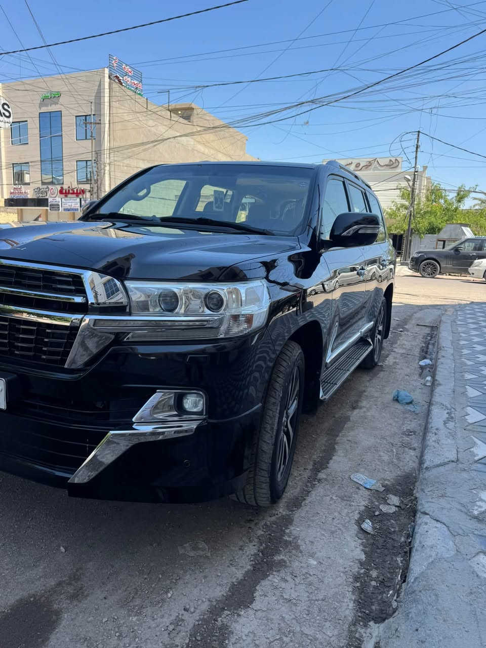 لاندكروز GXR • ٢٠١٦ • ١٤٠٠٠٠ كم