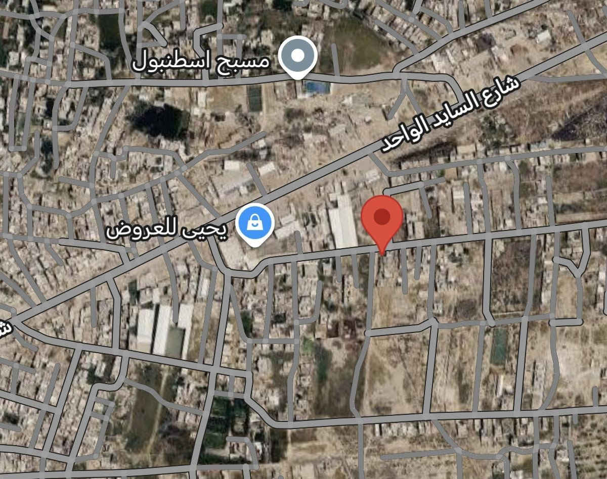 السلام عليكم
قطعه ارض للبيع 
خلف مول الامراء
ركن
 المساحه ٢٠٠ م قريبه على الشارع العام 
***********
