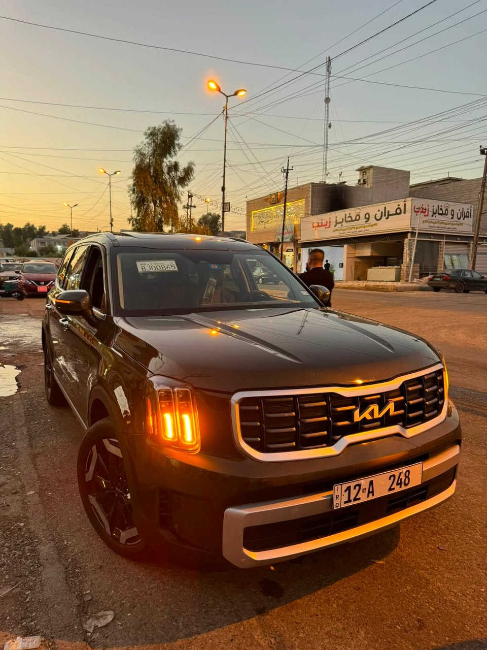 كيا تيلورايد
🔴موديل 2023 
🔴رقم نينوى 
🔴سياره جديده جداً
🔴محرك 6 سلندر 3800 بنزين عادي 
🔴فول مواصفات كشنات Vip
🔴 كشنات هيتر فتحه سقف 
🔴 ضرر جاملغ الخلفي مصلح درجه اولى 
🔴 ماشيه 40 الف بالعراق 
🔴 تفاصيل اكثر ***********
🔴.     السعر مناسب 
🔴 مكانه موصل
