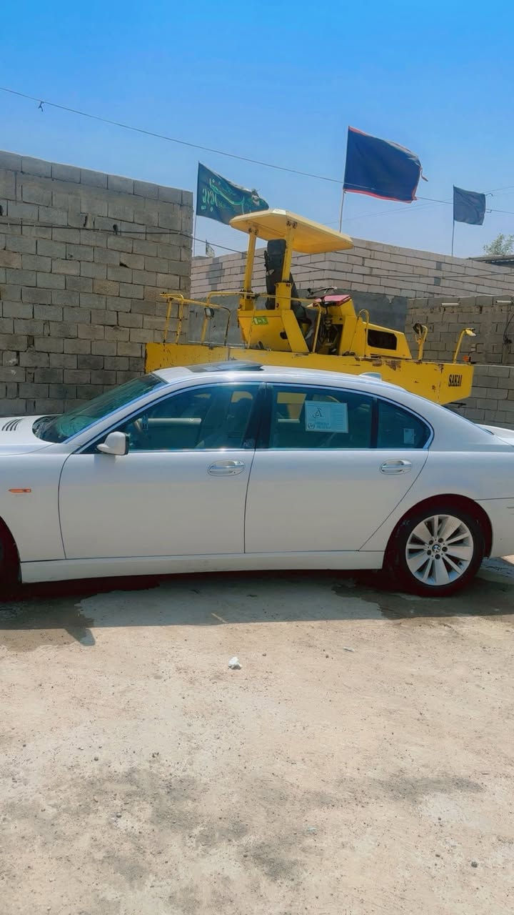 سلام عليكم سياره البيع بي أم  باخره 2008 سياره فول الأخير كفاله عامه سعر 70بيه مجال مكاني البصره ستفسار ***********
