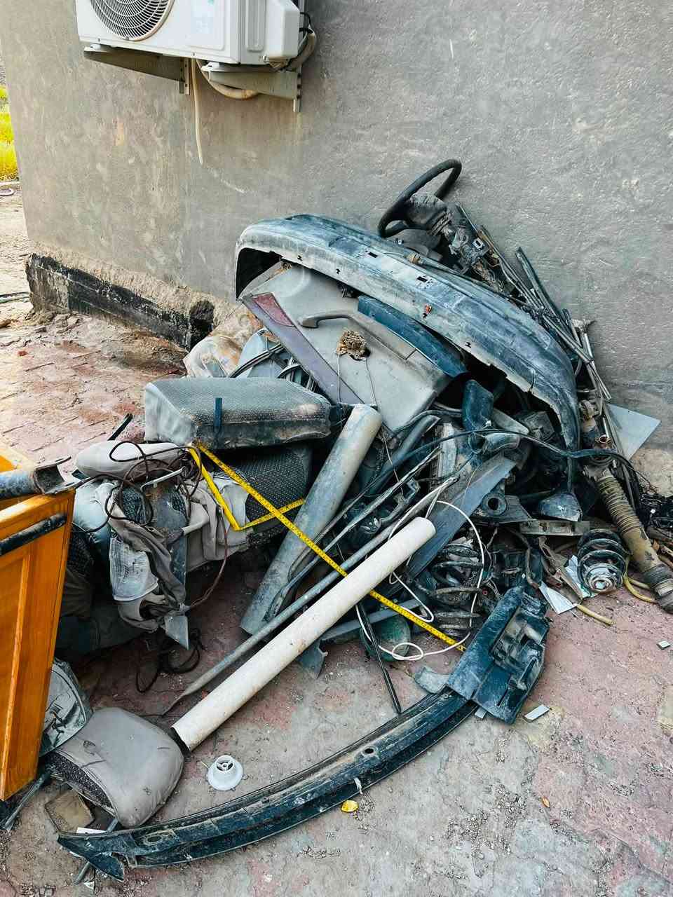 السلام عليكم اخوان سياره أوبل استره السياره خير من الله حداديه جديده ومكينه وكير خير من الله نضافته السياره هاي شوفت عينك مع أدوات تفصيخ مكاين 2 وياه المكان السماوه لاستفسار اكثر علا رقم ‭***********‬وبيكم خير وتدللون 🤍
