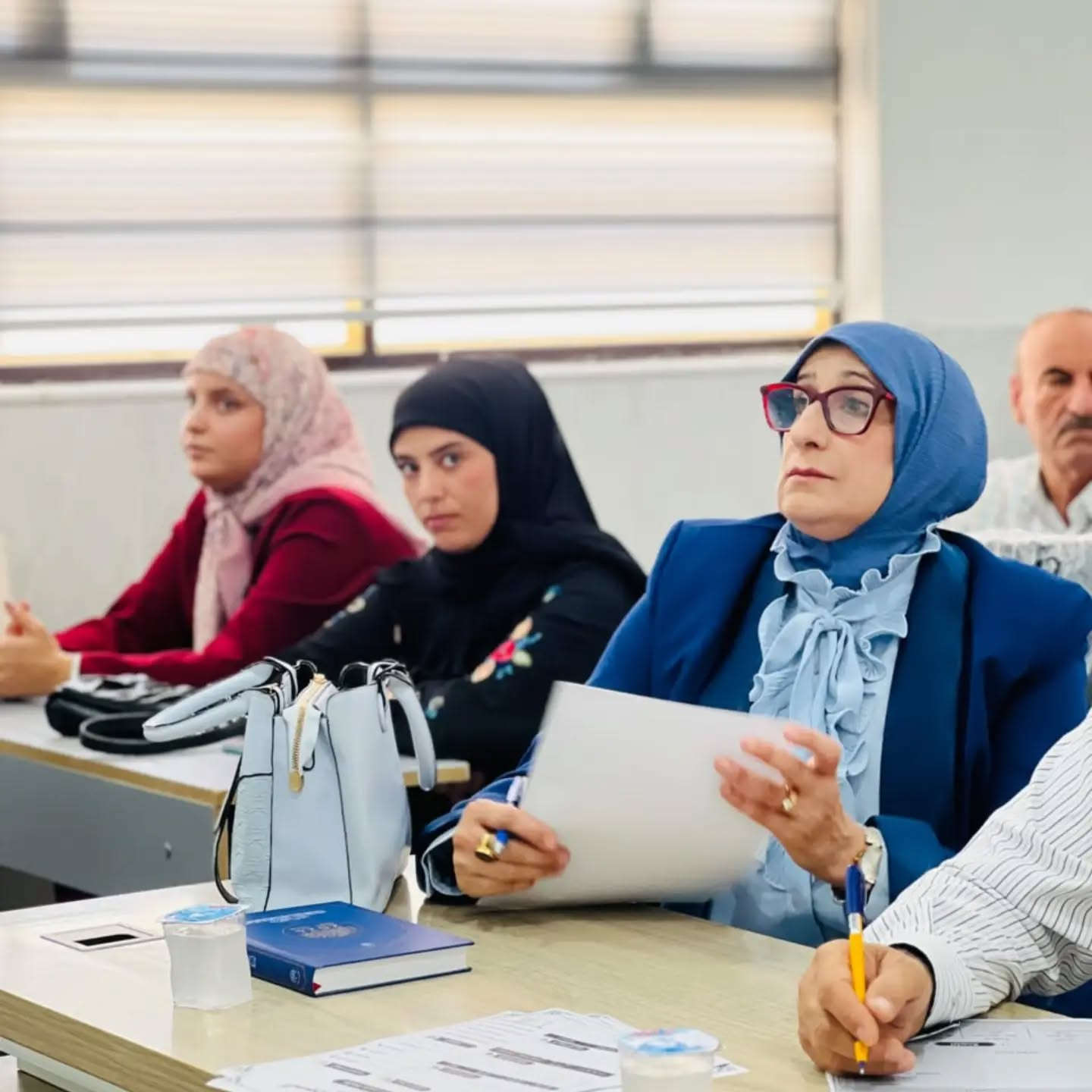 📢 إعلان مهم
تواصل اللجنة المتخصصة إجراء الاختبارات والمقابلات للمتقدمين إلى الكادر التدريسي في
🏫 إعدادية عشتار المهنية الأهلية للبنين والبنات
📚 الاختبار مستمر لجميع المتقدمين، مع التأكيد على الحضور والاستعداد لتقديم محاضرة أو درس أمام اللجنة المختصة.
📍 العنوان: بابل – الإسكندرية – القرية العصرية – مقابل قوس الإسكان – طريق حلة بغداد
📞 للاستفسار والتواصل:
***********
***********
🌟 نتمنى التوفيق والنجاح لجميع المتقدمين.
