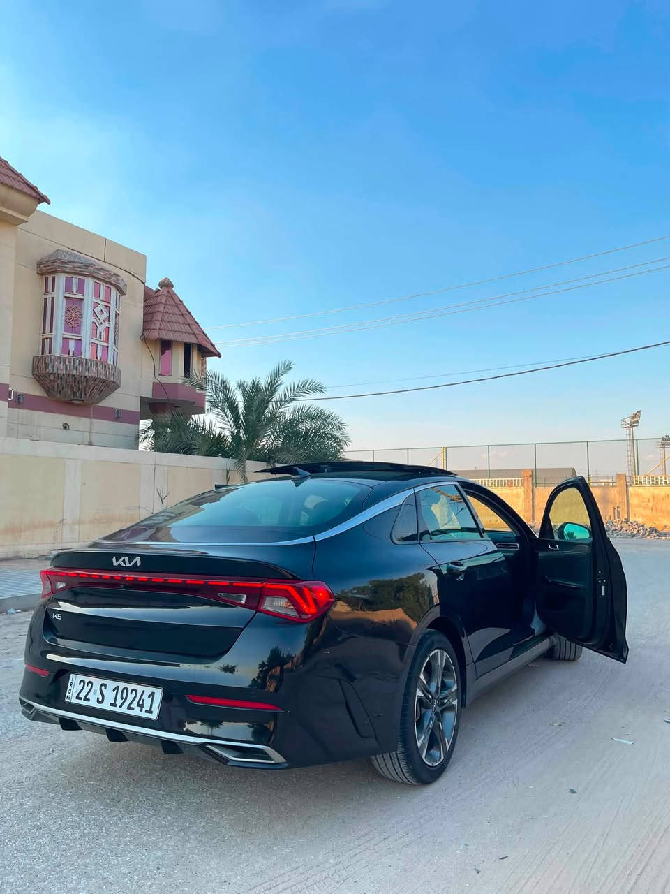 k5 2024
فئة EX فول مواصفات 
بونوراما بصمة تشغيل 
بصمة ابواب تشغيل عن بعد
كشنات جلد كهرباء 
اربع كامرات 
كامره دواره
فول تحكم ستيرن
رادارات امامي خلفي جانبي 
شاشة كار بلي
بعد هواي مواصفات 
محرك 1600تيربو
ماشية 46 الف mi 
الضرر
جاملغ امامي مبدل بلادي تفصيخ
صور الحادث مرفقه مع الصور
مكان السياره واسط الزبيدية 
***********
