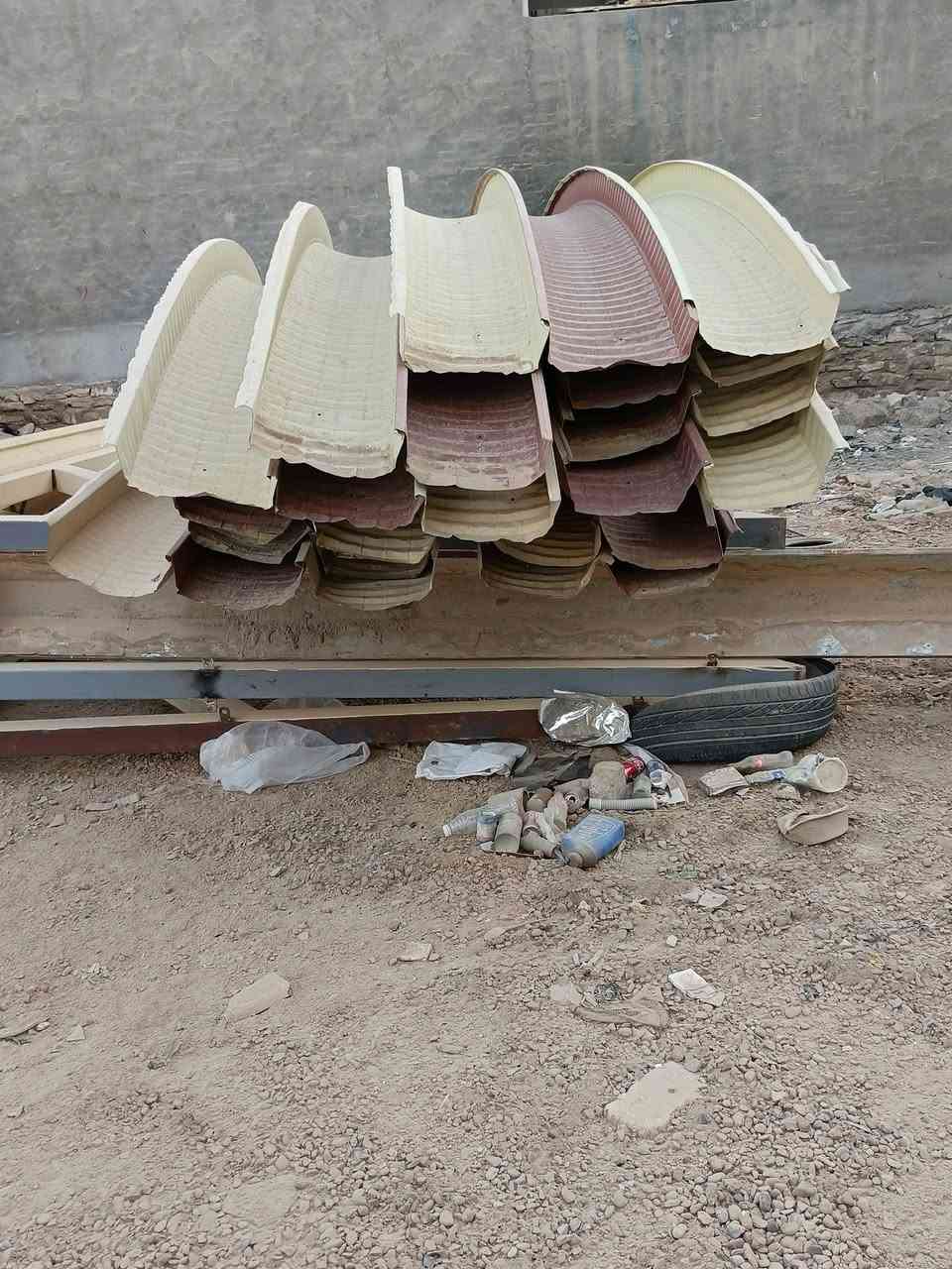 سقيفه كي سبان للبيع الطول 12 متر والعرض 4امتار الشراي يتصل***********
