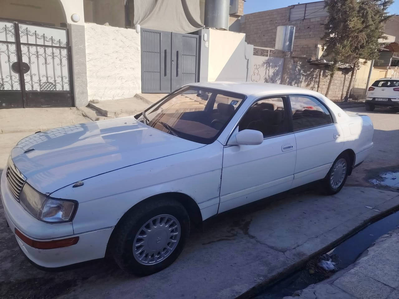 السلام عليكم بطه موديل 92مكينه وكير وتبريد وصدر @نظيف صبغ مابيها بس بحافه الجاملغ @الخلفي داخل نظيف *********** السعر٤٦
