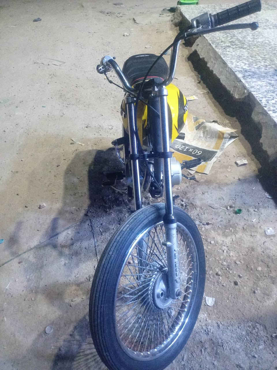 سلام عليكم دراجه ارشه البيع مديل22سعر400وبيه مجال الطيبين مكان طوريج ***********
