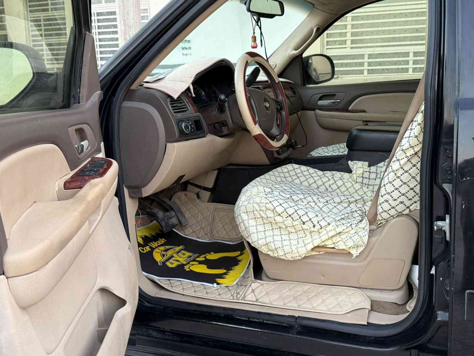 تاهو ادوات تخم تاير جديد حداديه جديده تبريد شغال مواصفات LT مكينه وكير جدد السعر 62وبيه مجال .***********
