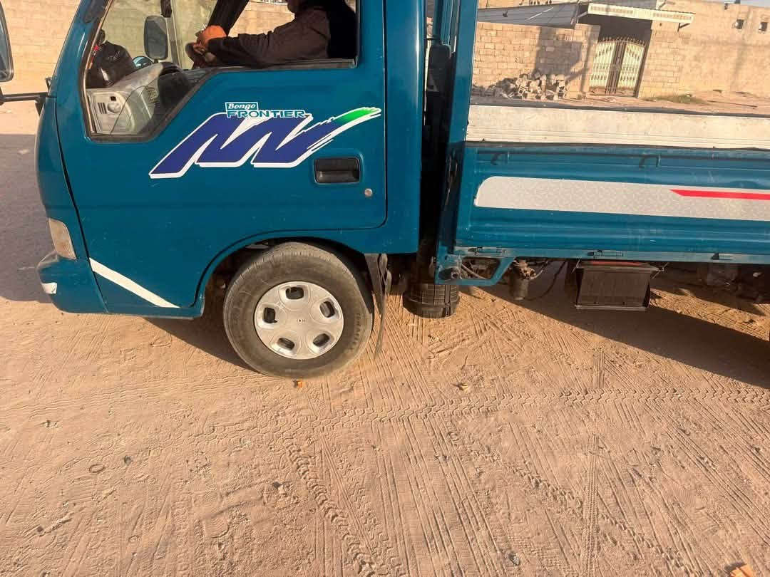 كيا فونتيره مديل ١٩٩٧ رقم ميسان مشروع وطني  تحويل ثاني يوم بسم ولدد من ميسان عندي جميع مستمسكاته 
محرك بي تبخير سياره نضيفه احلا من الصور تايرات جدد باتري جديد كهرباياتها كلها شغاله السعر ٥٥ وبيها مجال رقم الهاتف 
‭***********‬
مكان السياره بصره خور الزبير
