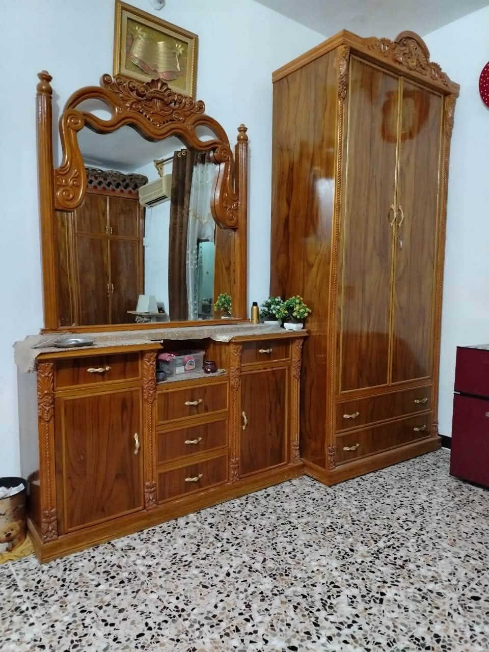 غرفه نوم مستعمله للبيع شغل درجه أولى السعر ١٦٠٠ للتواصل واتساب ***********
