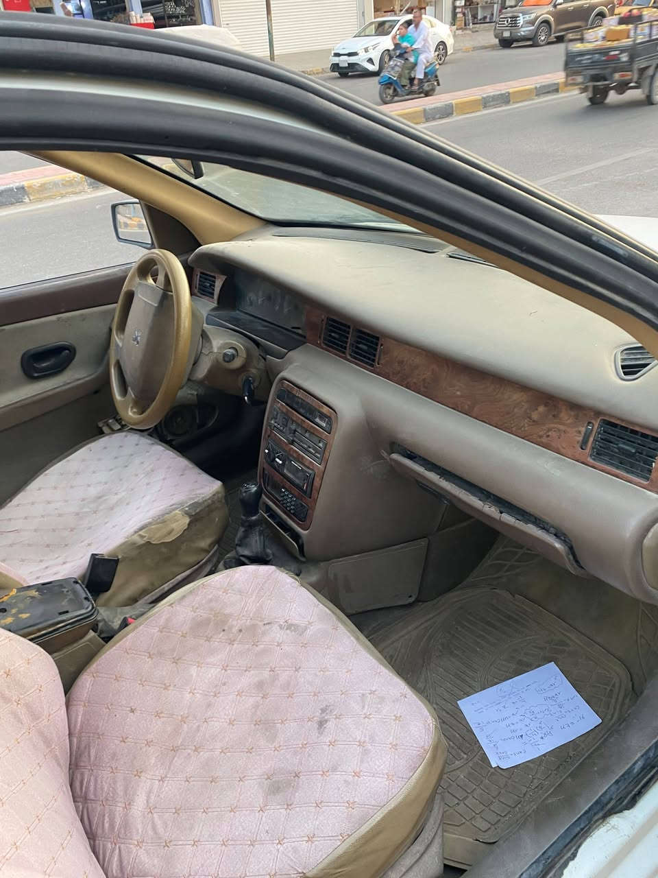 سمند ٢٠١١  كير مكينه جدد كشرها بي بس طخه بلجاملغ الوره مامصلح وبيها باردات ما بيها لافتح والاتبديل ولاصبغ بسمي ٢٨$ 
مكانها نجف رقم نجف ***********
