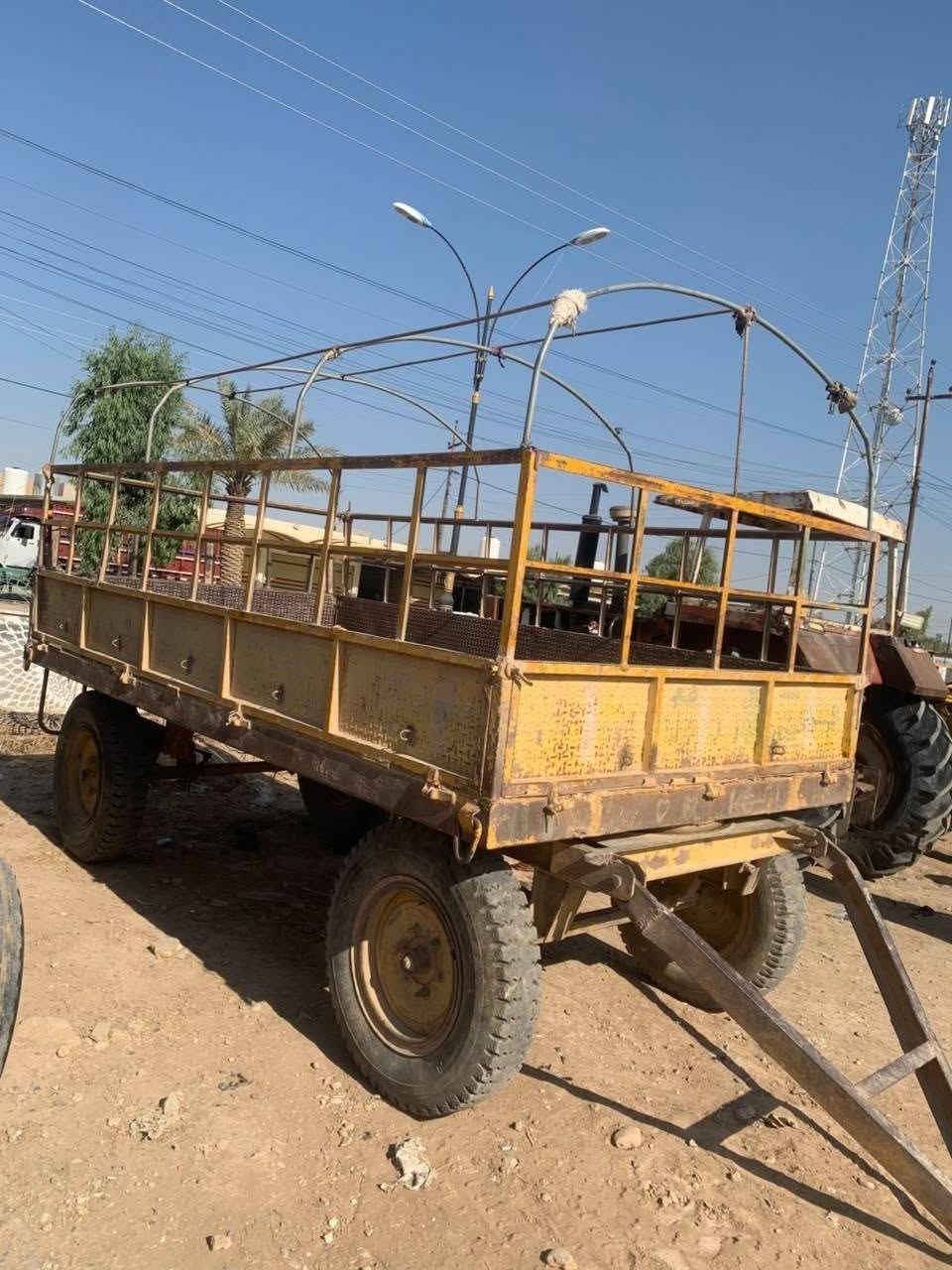 سلام عليكم عربانه بلاديه للبيع الطول ٤ متر المكان الديوانية ***********
