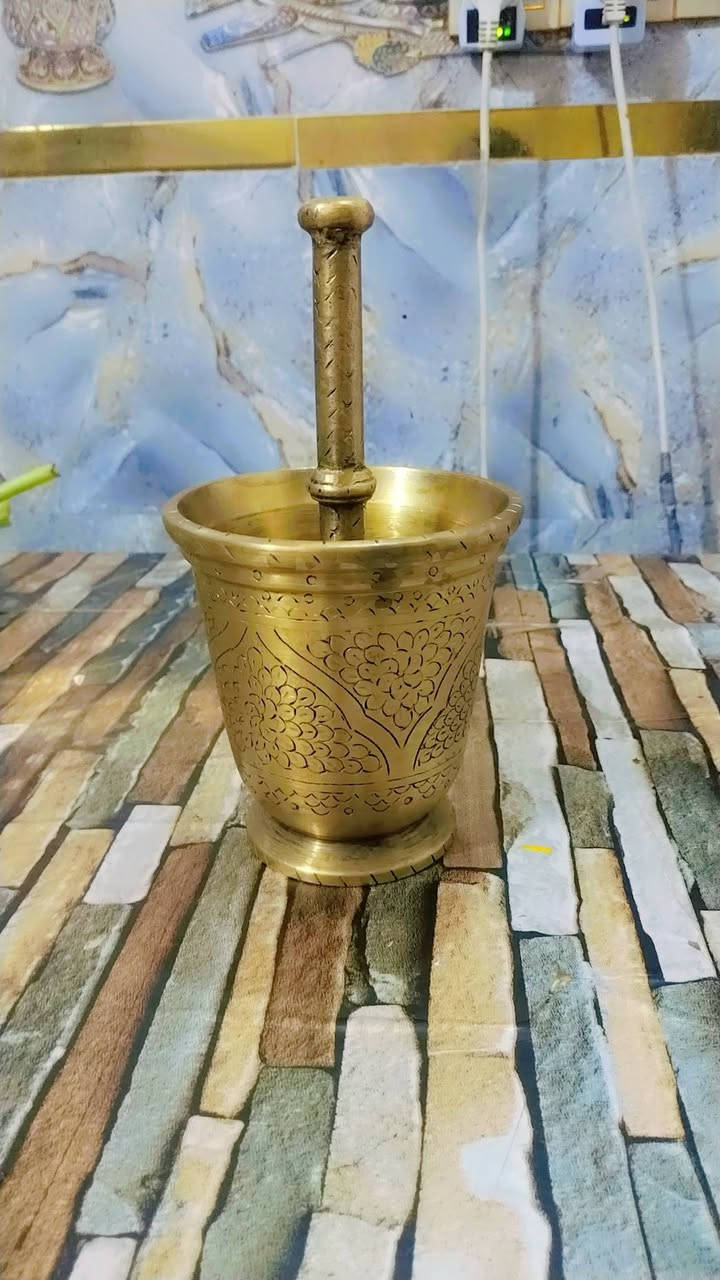 سلام عليكم عندي هاون صلي للبيع لي يريده يجي خاص او هاذه رقمي *********** مكاني رمادي
