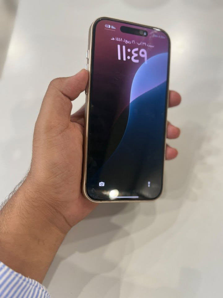 ايفون 16pro max
شرق اوسط  
نضيف الجهاز مكفول وتر مامفتوح 

استخدام شخصي بالعافيه عالياخذة نضيف كلش 
تجي وتشوف النضافة بعينك
بطارية 94
مكاني نجف
السعر مليون و400 
***********
