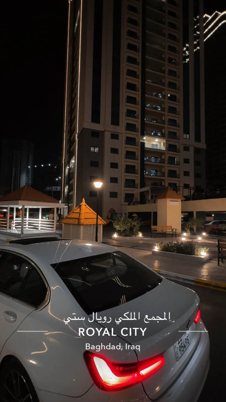 السلام عليكم
BMW 330i
بي ام
2020
فئة 330 I
حادث جاملغ خلفي وصندوك وجاملغ خلفي ايسر كلير 
لغد وشواصي وايرباك مكفول
كير ومحرك وتيربو مكفول
السياره نظيفه اقرب للجديده
ماشيه 50 الف
سلايد
رادار امامي
مانع تصادم
كراسي كهرباء
وبعد مواصفات السياره المعروفه
عليها ادامة كاملة بدون اي نواقص 
بأسمي السياره 
السعر 197$
مكان السياره بغداد اليرموك
***********
د.علي بغداد, العراق

نص مكتوب في الصور:
- المجمع الملكي رويال ستي ROYAL CITY Baghdad, Iraq