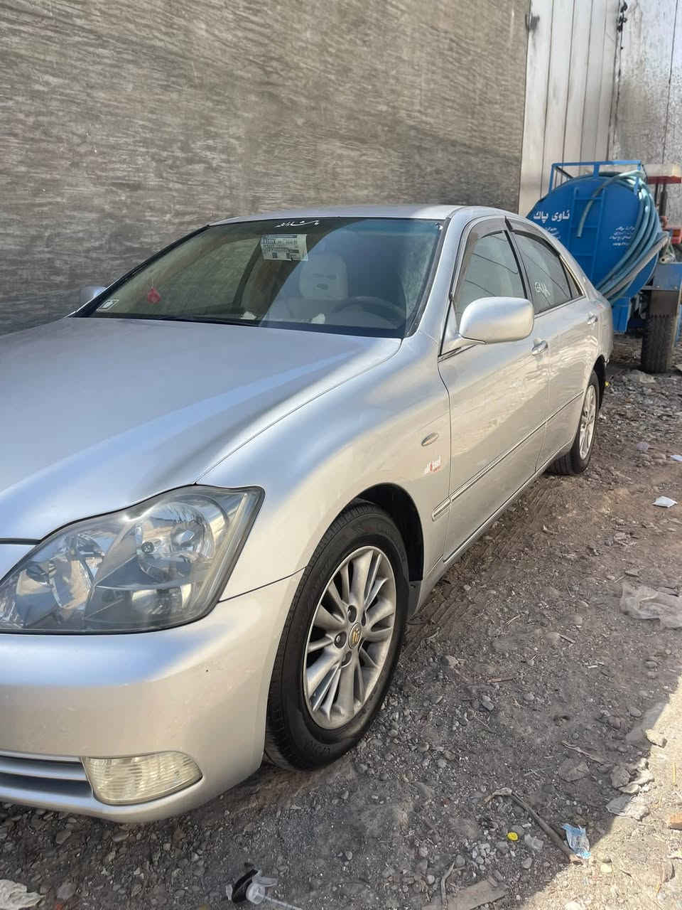 شاهینە بڕاوەبڕاوە مۆدیل٢٠٠٦بەسمەڕەسەسی قەترە بۆیاخی ئیرو ئوروپایشینە سەیارەکە نونەیە لەجوانی گێڕو مەکینە گورە ١٨٢شوێن چەمچەماڵ ڕەقەم***********کۆدکراو
