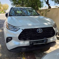 تويوتا SAS • هايبرد • ٧ راكب