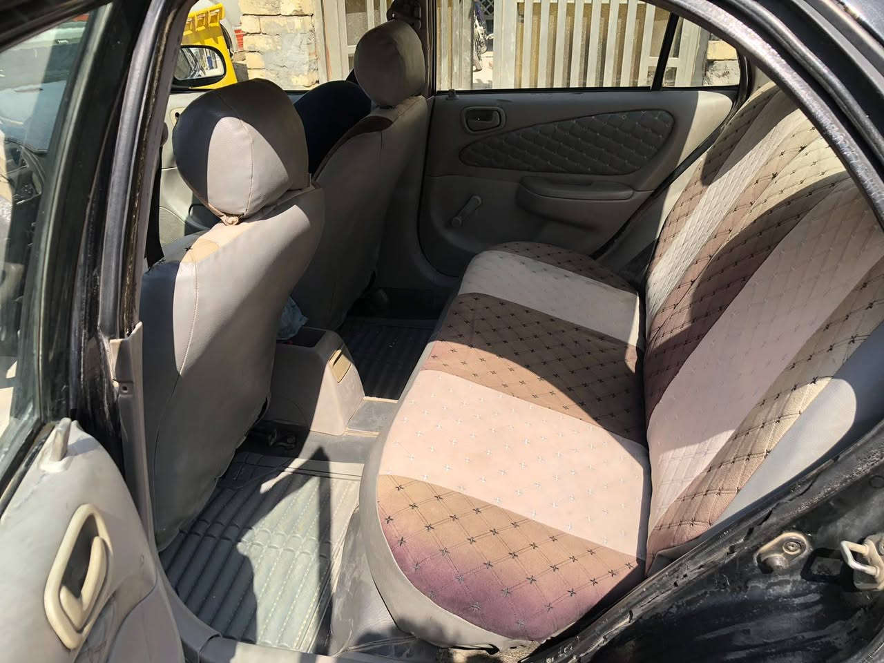 للبيع كورلا بغداد تحويل مباشر موديل 2002 سيارة جاهزة تبريد شغال بيها طخة بالبجم معمرة موضحة بالصورة معمر صدر امامي وخلفي وتايرات جديد السعر 55 وبيها مجال مكاني الدورة للتواصل *********** بي وات ساب
