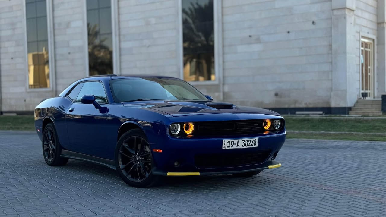 السّلامُ عَلَيْكُمْ وَ رَحْمَةُ الله وَ بَرَكاتُه 
———————-
challenger gt 2022
حادثها سطحي بيها قطعة بارد و قطعة تبديل نفس اللون بدون صبغ 
رقم كربلاء 
فور ويل
بإسمي
بصمة تشغيل عن بعد 
ماشية ٧٠.٠٠٠ كيلو 
السعر ١٩٠ 
مكانها كربلاء
***********
———————-
