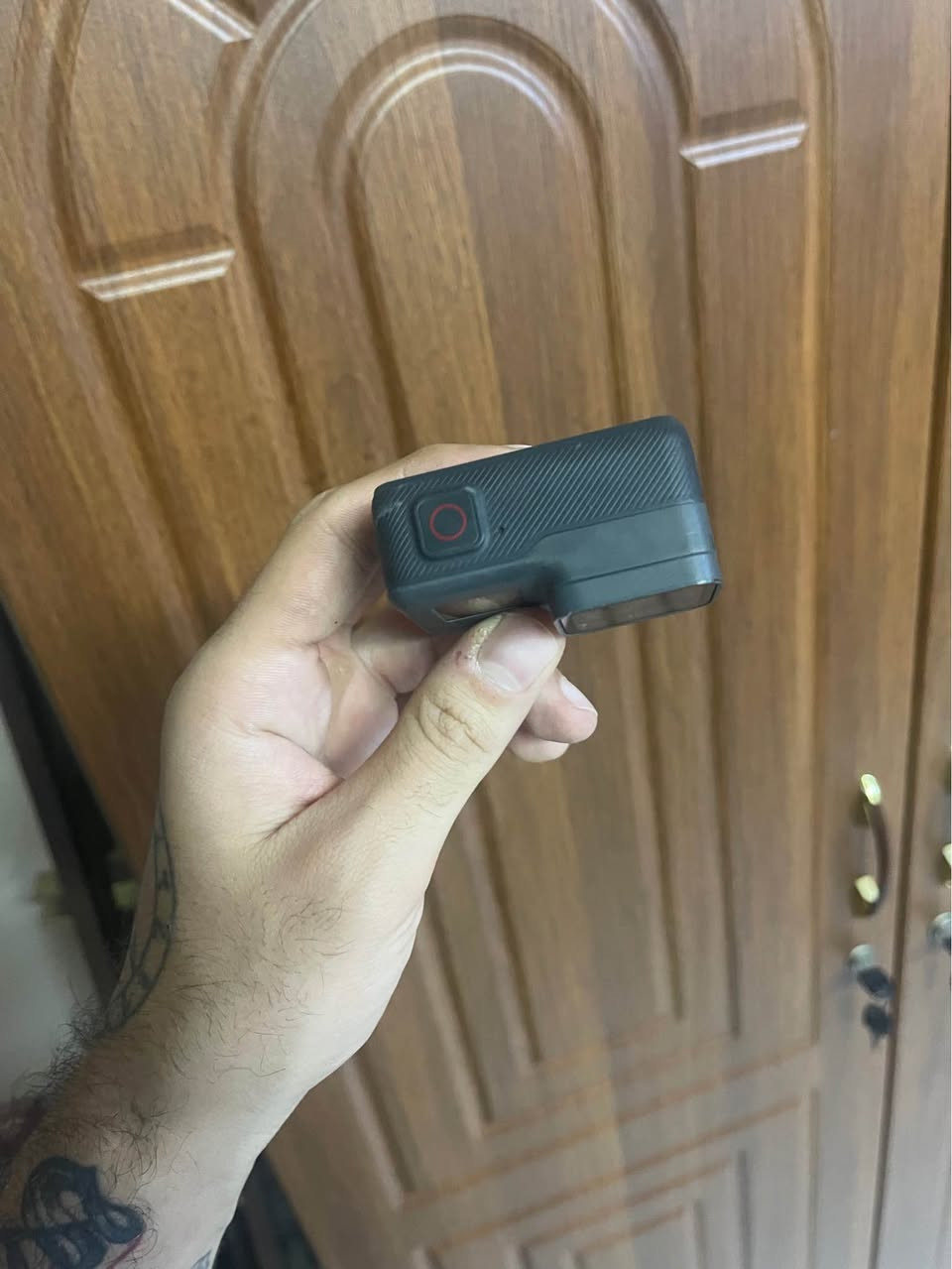 كوبرو 9 • نضيفة • بدون بطارية