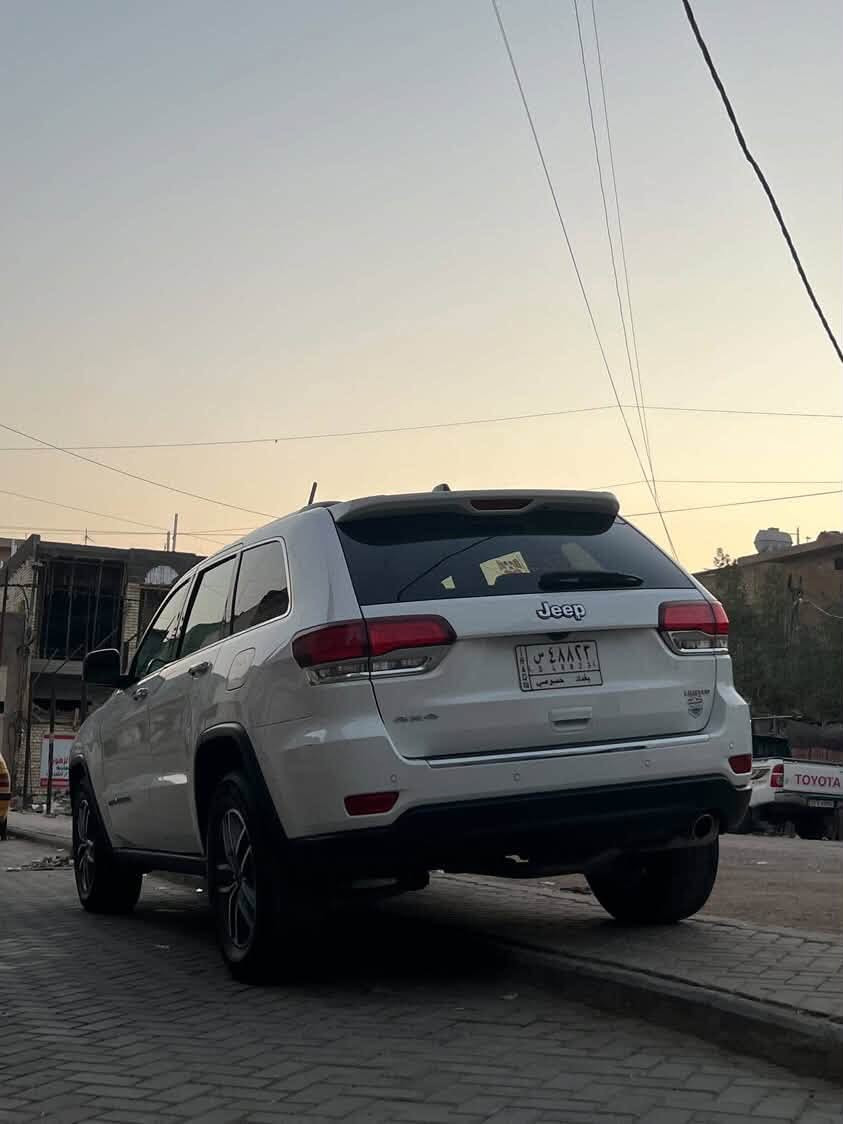 تفاصيل على هذه الرقم ***********
موديل 21

نص مكتوب في الصور:
- BidCars