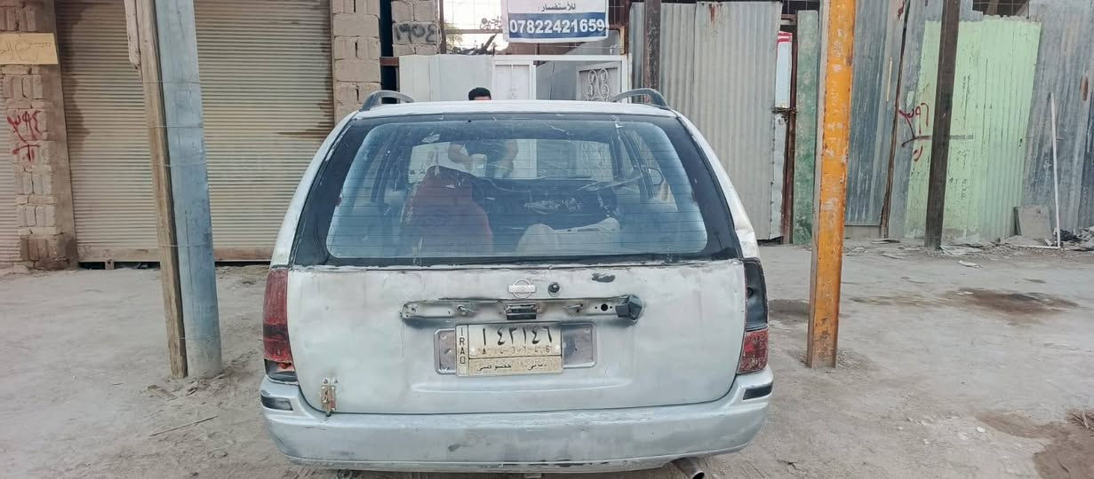 سلام عليكم نيسان موديل ٩٣ للبيع او تماتيك مال شغل مكينه او كير او حداديه زينات سياره مالت والد صديق اوديك اواجهك وياه سعره ١٦ ورقه  بيه مجال قليل  مكانه النجف بلكوفه  ت ***********
