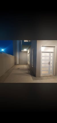 مجمع عماد سكر • ٣٠٠م • من المالك