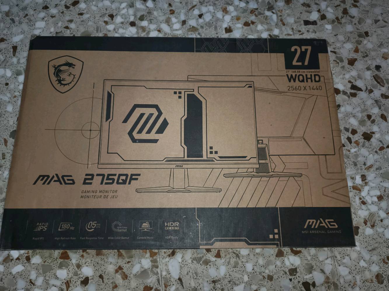 شاشة قيمنق MSI MAG 275QF دقة 2K وتردد 180Hz (أخت الجديدة) مابيها مشاكل اطلاقا
هل بيها أي خدوش أو آثار استخدام غير اللي مبينة بالصور، خصوصًا على الحافة العلوية والظهر؟: 
لاتوجد مشاكل فقط خدش صغير لي ورة ولا يؤثر على تجربة الأستخدام وحتى لايذكر لانه جدا صغير
بعدها عليها ضمان لو لا؟ وإذا إيه، شكد المدة ومنو الوكيل/اسم الضمان؟: 
الضمان مال شركة خلصان بس اني اضمنها الك
شنو الملحقات اللي وياها بالضبط: القاعدة، السلك، HDMI/DisplayPort، الكرتون الأصلي، وكلشي كامل؟: 
كل الملحقات مع الشاشة 
وين موقعك بالضبط بالعراق؟ وهل عندك توصيل أو فحص مباشر قبل الشراء؟: 
موقعي بغداد ويوجد توصيل