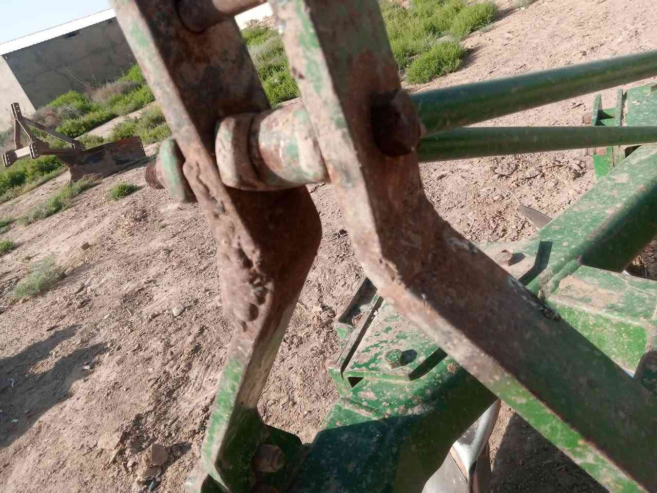 السلام عليكم فدان للبيع حجم16رباعي بي لحيم واضح بصوره شراي يتصل على رقم ***********
