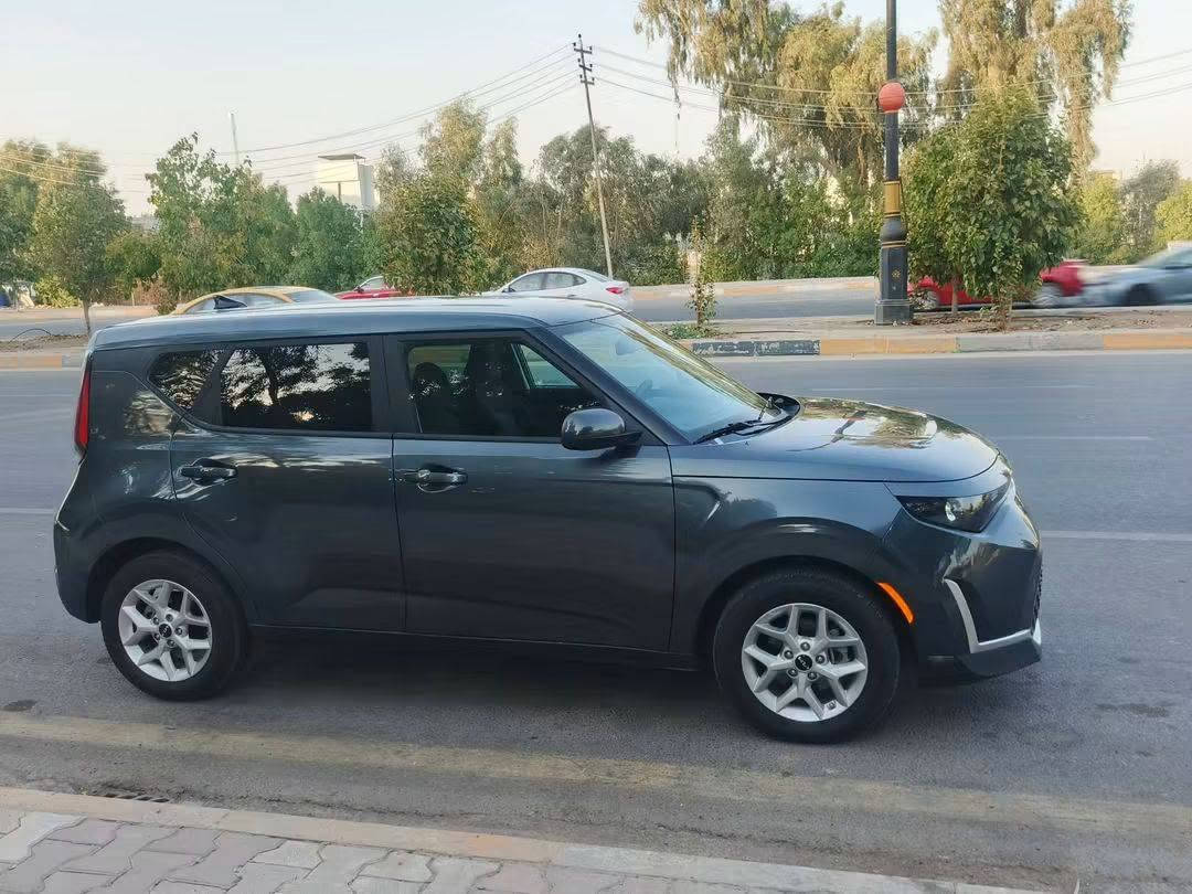 السلام عليكم كيا صول ٢٠٢٥ ماشية ١٠ الف بيهة جاملغ جهة اليسار صبغ فقط بجمهة كبس سيارة جاهزة مابيهة نقص كلشي دخول جديد صور الحادث  مرفقة بلمنشور
السلام عليكم كيا صول ٢٠٢٥ ماشية ١٠ الف بيهة جاملغ جهة اليسار صبغ فقط بجمهة كبس سيارة جاهزة مابيهة نقص كلشي دخول جديد صور الحادث  مرفقة بلمنشور
السعر ١٤٢
مكاني ديالى بعقوبة 
للتواصل ***********
