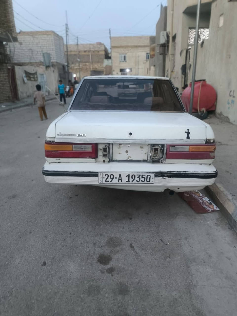 ١٩٨٤ • مكينة ٢.٥ • طقم تاير جديد
