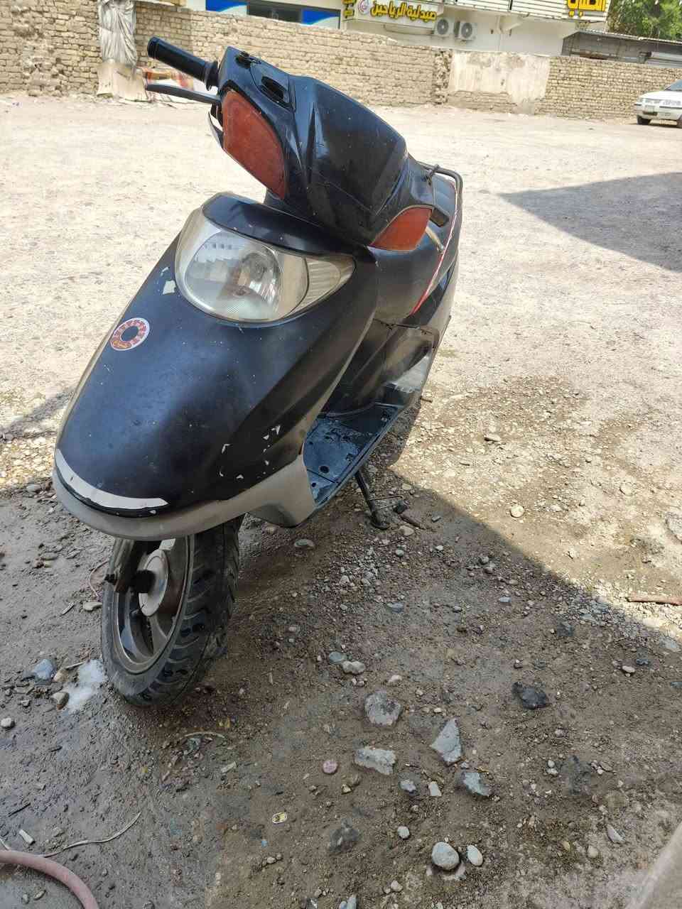 سبيسي صيني عوزه ولفات فقط سعره 200وبيه مجال وهذه رقم راعيه ***********
