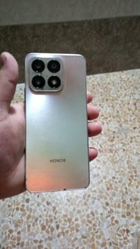 هونر X8a • ١٢٨/٨+٨ • شاشه اصليه