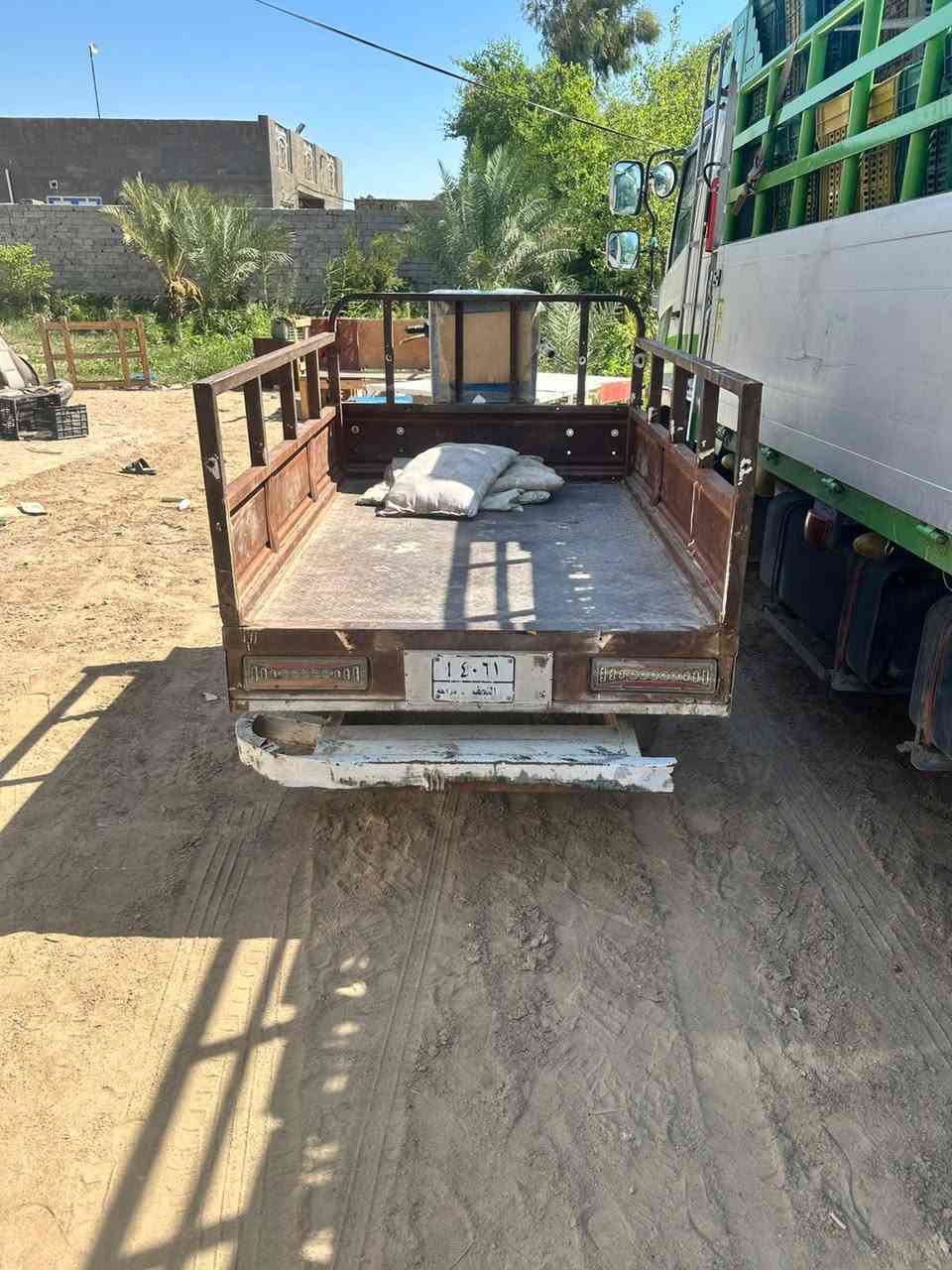 ***********
السلام عليكم ستوته اللبيع السعر ميلون و 300 ارقام كامله
