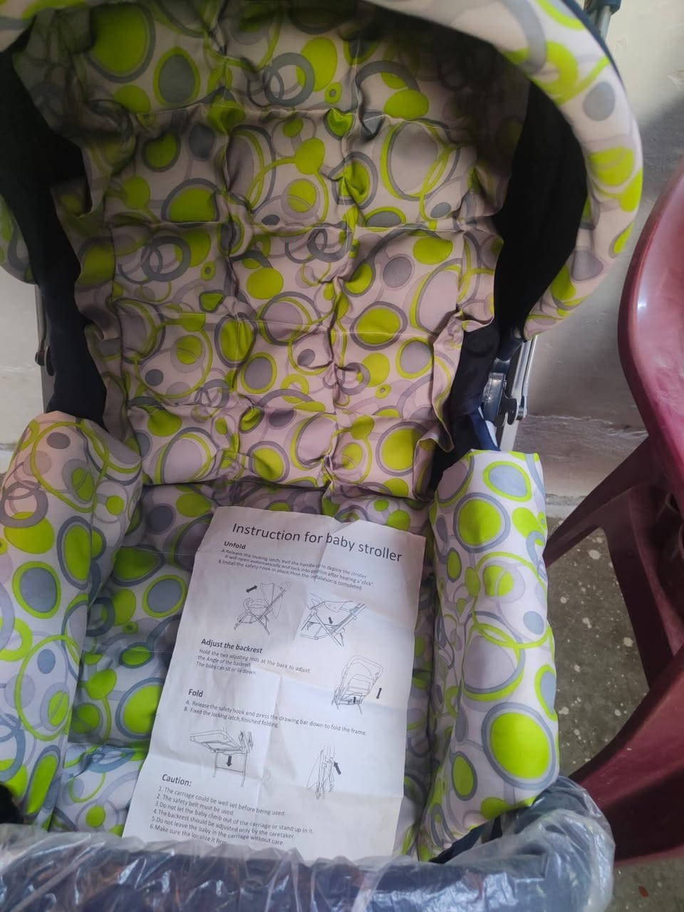 عربانه طفل جديد مستعمله شى قليل سعره 27 الف ***********
