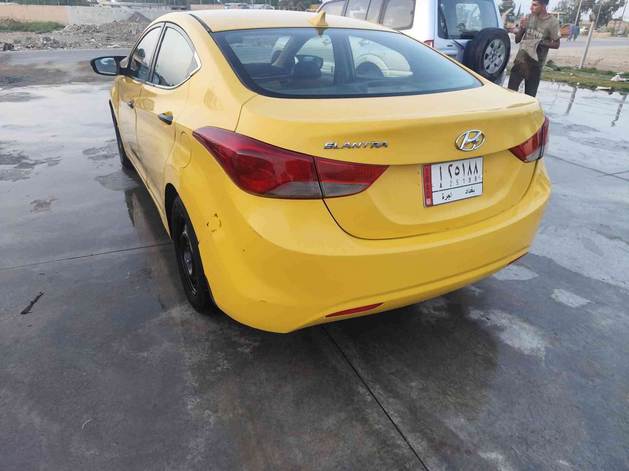 تنباع مقدمه والباقي قسط شهري
سياره جهازه علا الاخير سونار مرفق بلمنشور
شاشه 
كامره
اشاير بلمري
تحكم سترين
لايت زنون
كشافيات ثلجي
تبريد ثلج شرط علا سويج
***********
